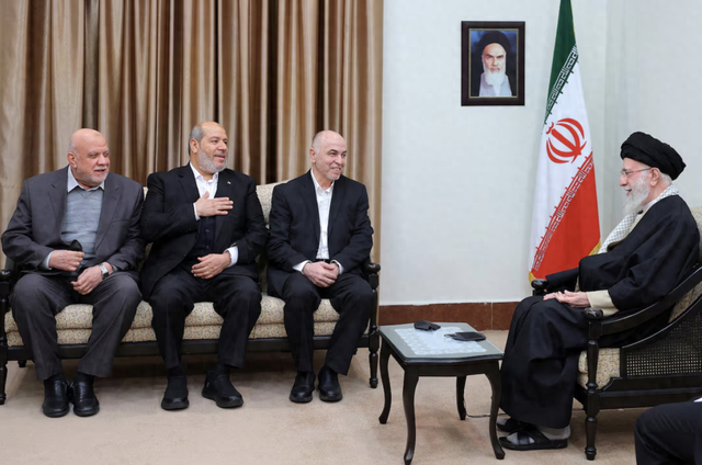 德黑兰失联：抗议、封网与动荡的伊朗冬季