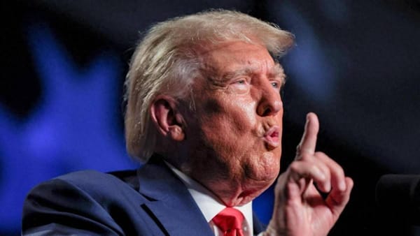 特朗普重磅表态台湾问题：他的任内不希望改变台海现状，否则他会“非常不高兴”